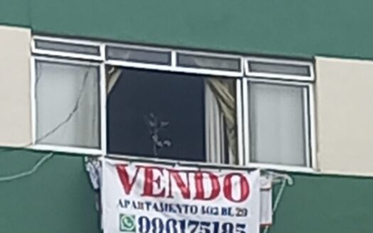 VENDO APTº. 2 QUARTOS No SAPO