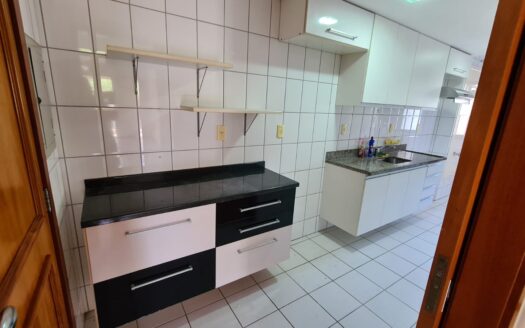 Alugo excelente apartamento, frente Canal Marapendi, Barra da Tijuca, Condomínio Sun Coast., 3 Quartos.