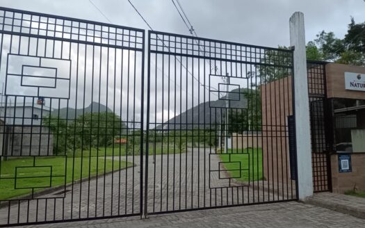 Terreno à Venda no Condomínio Residencial Natura em Vargem Pequena