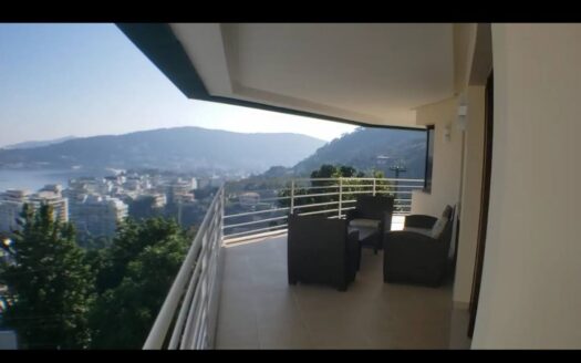 Excelente casa com lazer em condomínio alto padrão. com vista panorâmica.