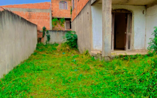 Terreno com quitinete