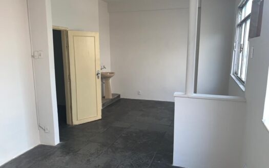 ALUGO CONJUNTO COM 3 SALAS