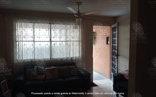casa em campo grande , excelente localização.